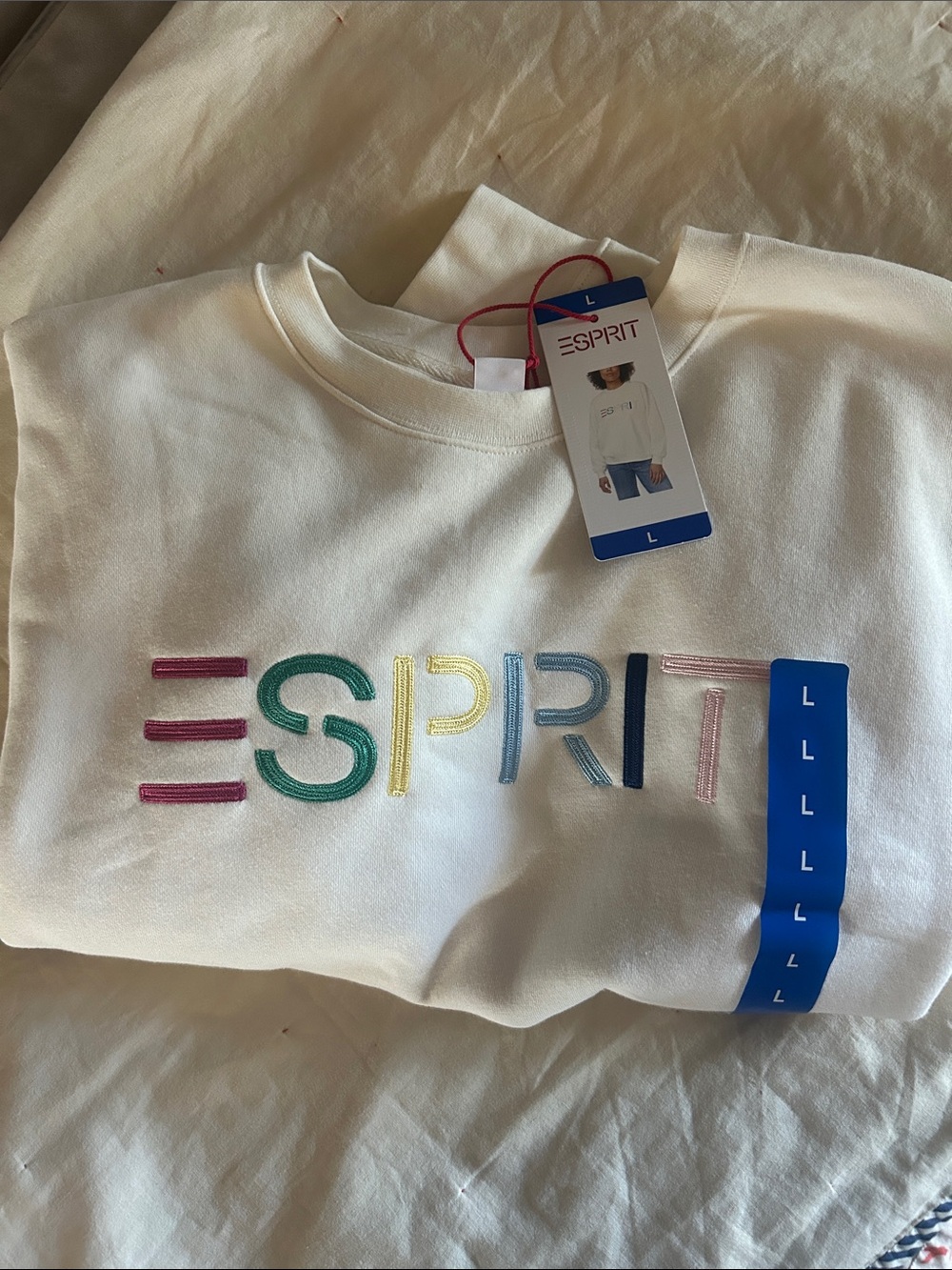 Viral Esprit Cream Crewneck Sweatshirt with Multicolor Logo Costco Retro